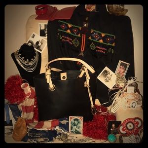 NOT FOR “SALE”💋🎸💄🎸👠🎸👄🎸🕶🌹🍕🍭🍿🎸